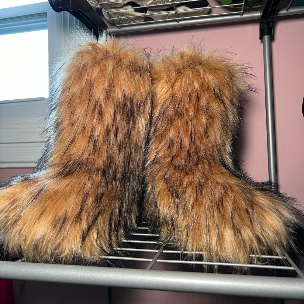 Winter Fluffy Faux Fur Boots